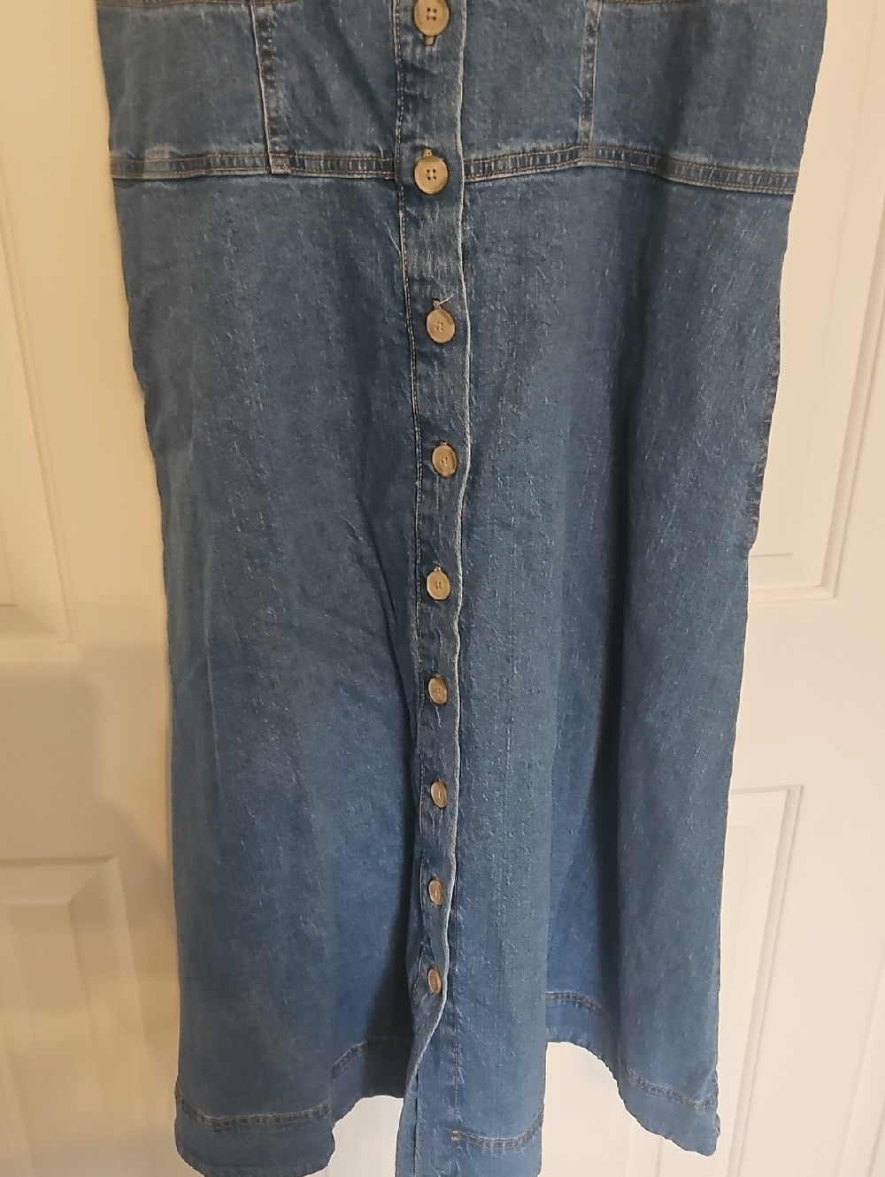 NWOT Universal Thread Blue Denim Button-Front Midi Dress - Picture 3 of 12